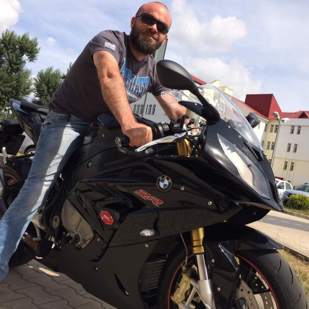 Magistrați Orădeni - Protectorii Pedofililor. Preotul Augustin Dorel Silaghi. Acuzații de Pedofilie. 5 Tuduce Alin politist corupt