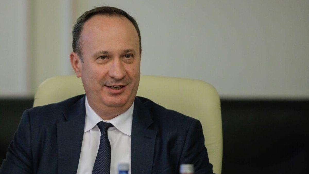 Adrian Caciu Statul plateste anual peste 100 milioane euro pe chirii