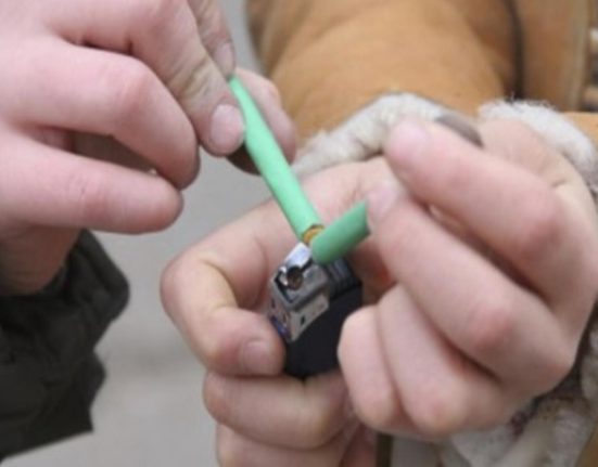 Apel public al medicilor Cati copii mai trebuie sa ajunga la spital din cauza petardelor