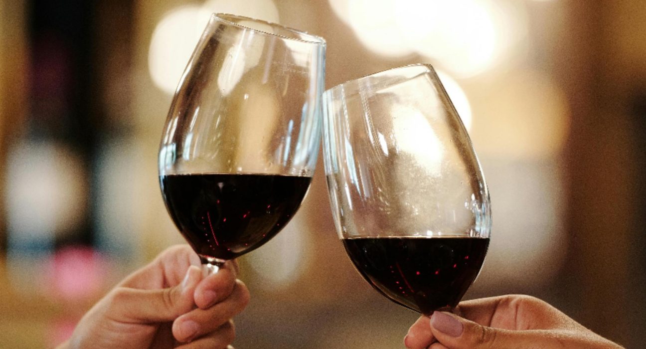 Beneficiile unui pahar de vin rosu pe zi