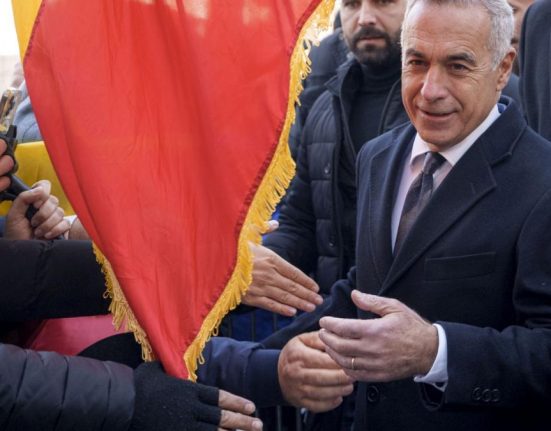 Ce risca Calin Georgescu pentru declaratiile despre servicii secrete