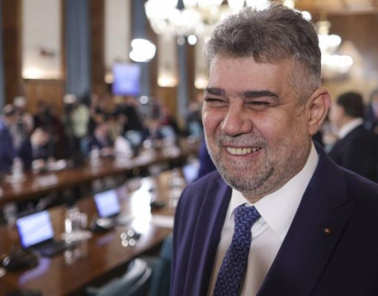 Ciolacu ii raspunde ironic sefului NATO Eu nam terminat cu engleza