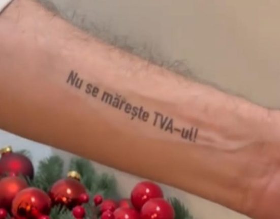 Ciolacu si a tatuat mesajul Nu se mareste TVA ul pe mana