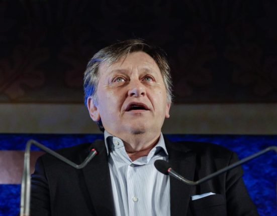 Crin Antonescu Cu cat alegerile intarzie teoria conspiratiei castiga adepti si nu este bine