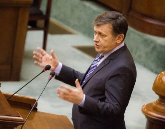 Crin Antonescu Exista similitudini infioratoare intre discursul lui Hitler si cel al lui Georgescu Este un ceausist tarziu