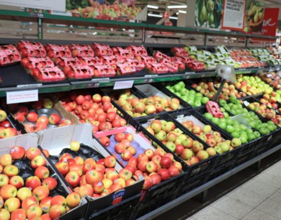 Fructele cu putine calorii ideale pentru slabit