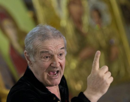 Gigi Becali Imi e rusine ca l am sustinut pe Calin Georgescu M am grabit cred ca are probleme Si CCR are dreptate