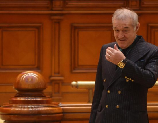Gigi Becali surprins de salariul sau ca deputat Ce mi dati atatia bani Ce i asta