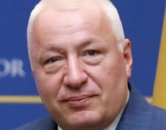 Iulian Fota despre proteste Partida antioccidentala a confiscat Unirea si comite un sacrilegiu patriotic