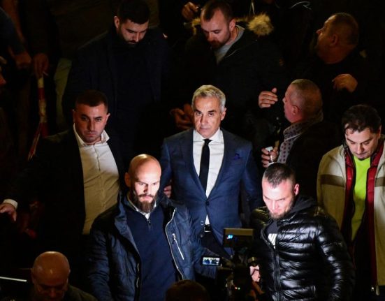 Registru public Sustinerea lui Calin Georgescu de catre fosti ofiteri ai SRI DIPI si MApN