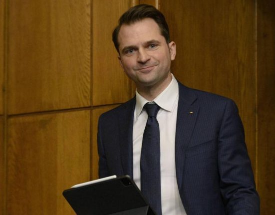 Sebastian Burduja a facut urari cu Plugusorul energiei Un an bun chiar formidabil sustenabil profitabil Asta e indiscutabil