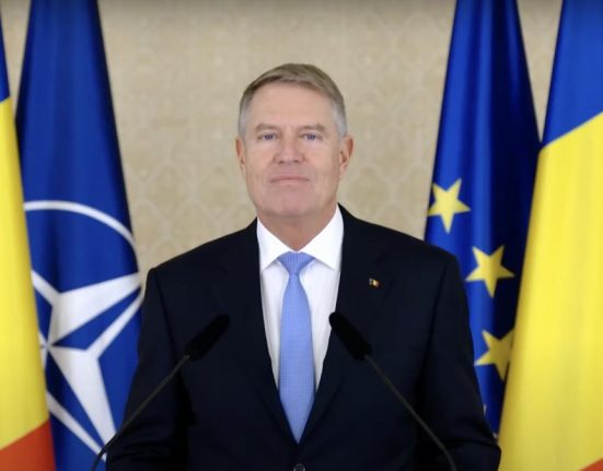 Urarile lui Klaus Iohannis pentru romani de Anul Nou 2025 an crucial pentru viitorul nostru