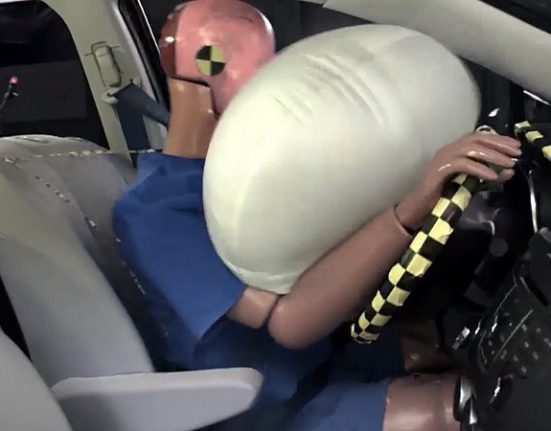 A aparut un nou airbag pentru protectia picioarelor