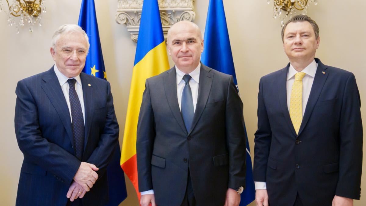 Bolojan l a intampinat pe Isarescu la Cotroceni Economia este marcata de riscuri si incertitudini