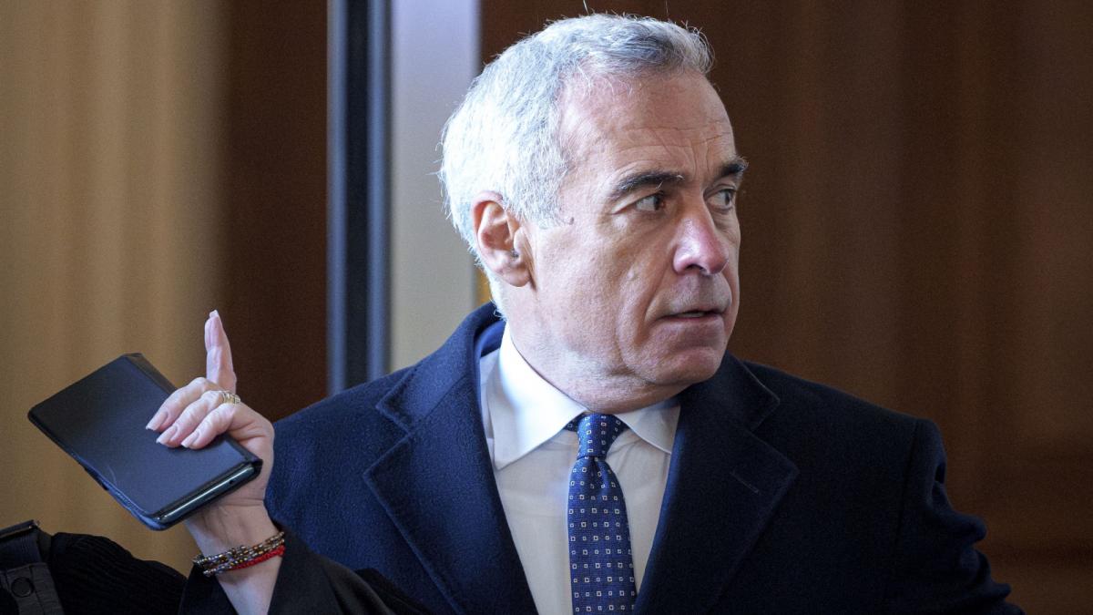 Bomba pe masa procurorilor Banca fantoma si italianul pentru care Calin Georgescu cerea bani
