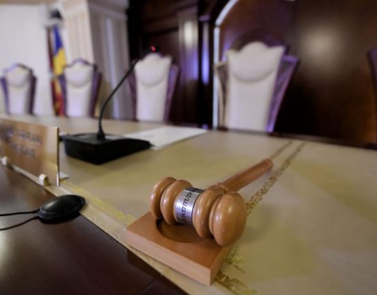 CCR se reuneste marti pentru a constata vacanta functiei de presedinte si justificarea interimatului
