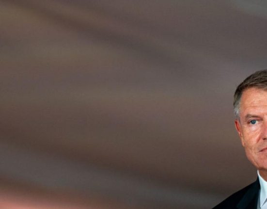 Ce urmeaza dupa demisia lui Iohannis Zegrean Nu e gluma Ilie Bolojan va avea o sarcina dificila