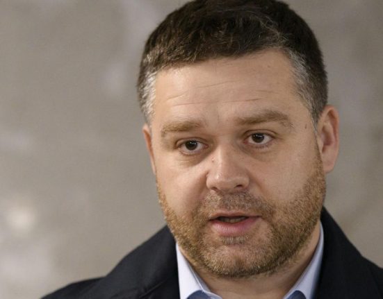 Ciprian Ciucu acuza politica listelor negre a partidelor gata sa urascasi loveasca