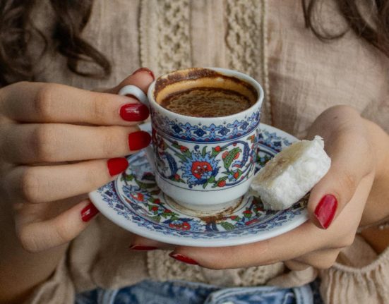 Condimentul folosit de arabi in cafea
