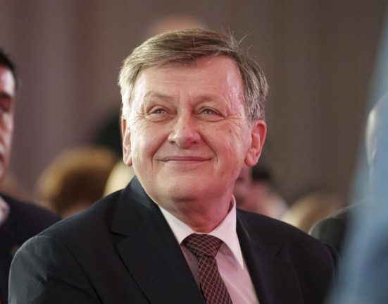 Crin Antonescu nu sustine interzicerea candidaturii lui Calin Georgescu CCR risca sa devina o instanta iraniana