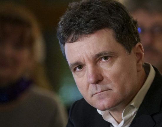 Nicusor Dan Bolojan si Hurezeanu trebuie sa obtina un loc la masa discutiilor de la Paris