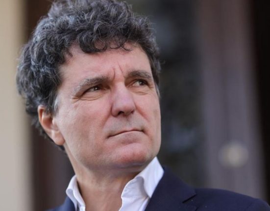 Nicusor Dan Parlamentarii Coalitiei ignora dorintele cetatenilor