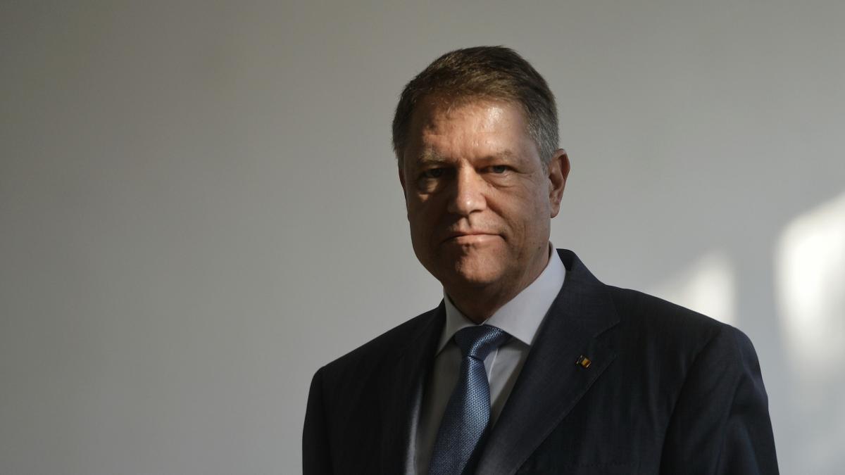 Politicianul care l a lansat pe Klaus Iohannis Nu credeam ca va avea o asemenea plecare