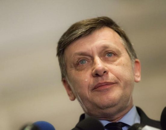 Reactia lui Crin Antonescu dupa demisia lui Iohannis O situatie mai buna decat suspendarea