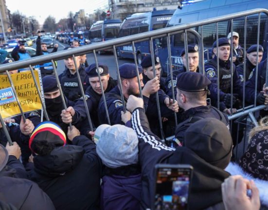Val de instigari la violenta pe TikTok pentru protest