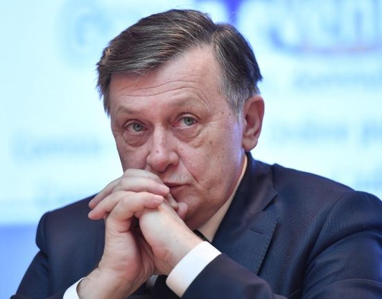 Antonescu despre rivalul din turul doi George Simion sau Nicusor Dan