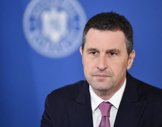 Barna Primele 2 luni cheltuieli reduse cu 5 la suta Deficit 1 58 la suta din PIB