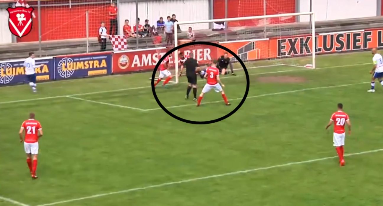 Cea mai tare faza din fotbal gol validat de arbitru