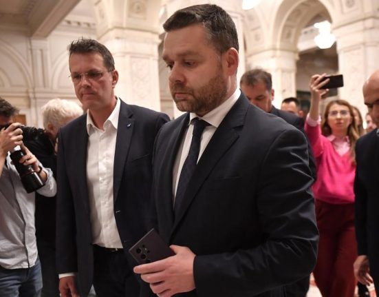 Ciprian Ciucu despre drama refugiatilor ucraineni Mame cu copii in brate batrani neputinciosi rataciti