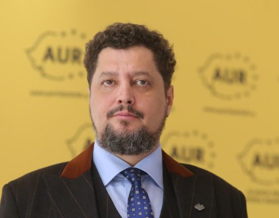 Claudiu Tarziu Ar candida daca AUR i ar cere