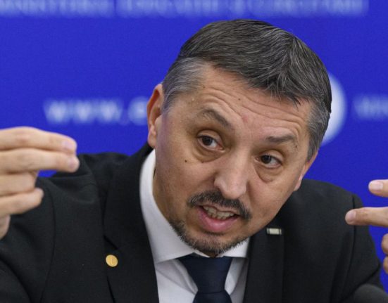 Daniel David despre atractia unora pentru mesaje mesianice Cand devii antisistem te crezi special cauti pe cineva si mai special