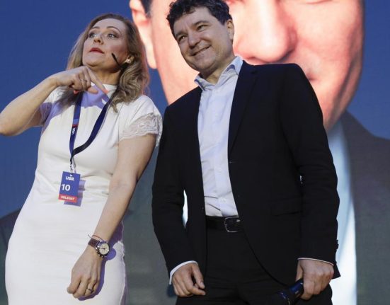 Elena Lasconi despre Nicusor Dan El scade eu cresc Romania vrea curaj