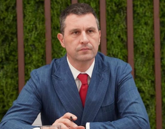 Ministrul Finantelor prevede incasari de 1 miliard lei din taxa pe constructii speciale