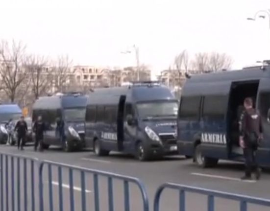 Mobilizare la CCR 25 de dube Jandarmerie pentru ordine