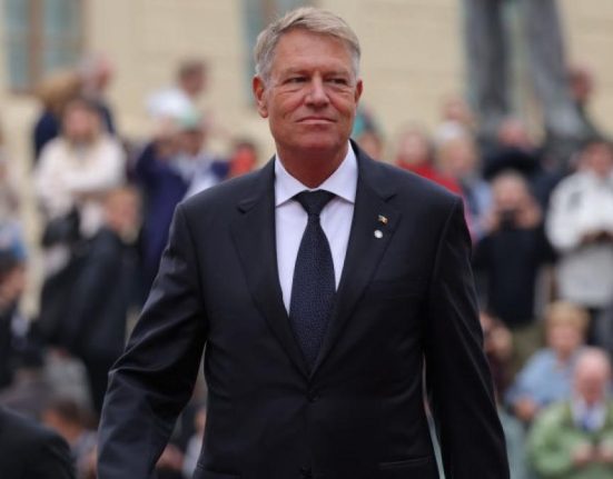 Nasui despre calatoriile lui Iohannis Bataie de joc pentru Romania