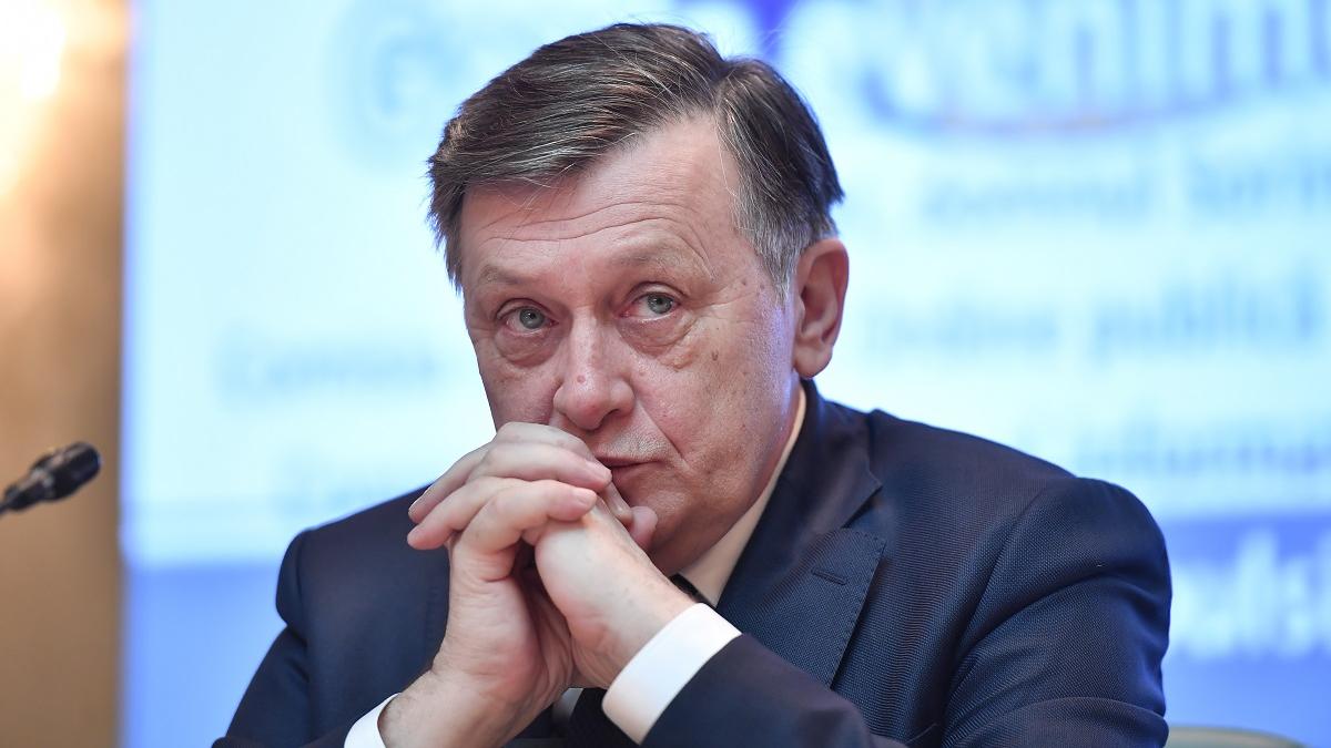 Primarul PNL din Radauti il sustine pe Nicusor Dan