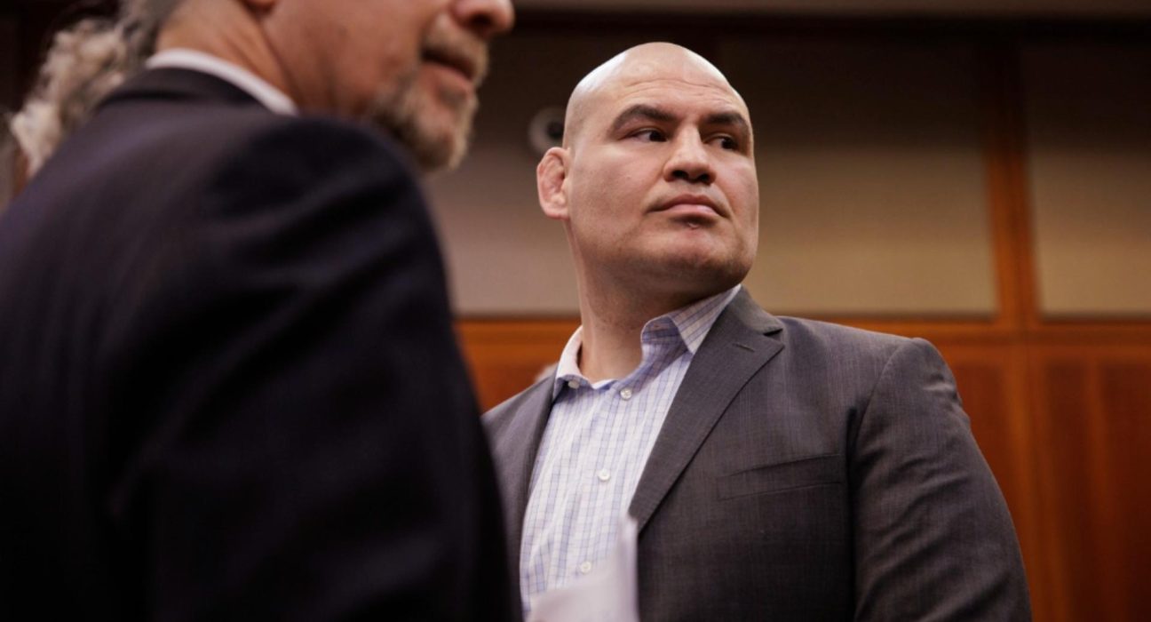 Un fost campion UFC condamnat la 5 ani pentru tentativa de omor