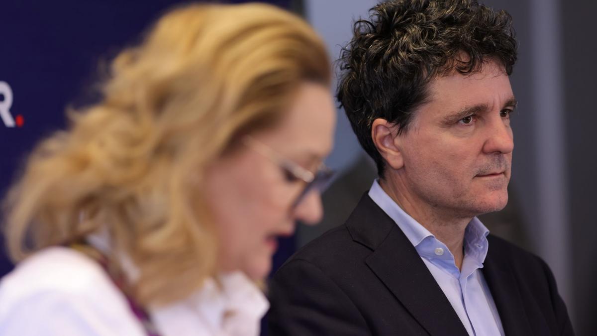 Ce optiuni au USR istii pentru a l sustine pe Nicusor Dan in alegeri nu pe Elena Lasconi Tudorel Toader Trebuie sa respecte legea