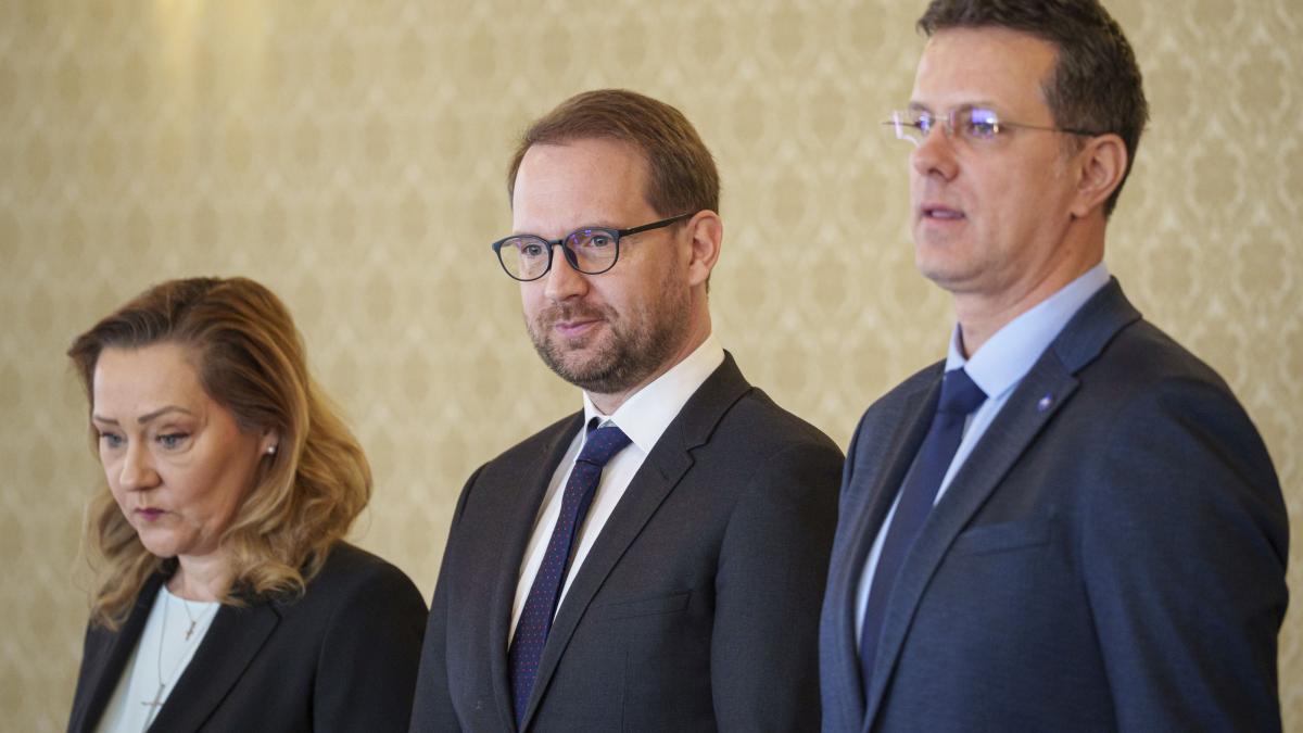 Circ in USR Fritz responsabil cu banii Lasconi absenta