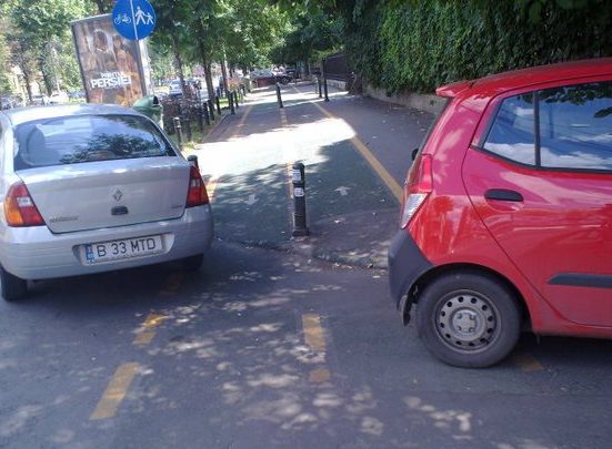 Codul Rutier 2025 Amenda pentru parcare pe pista de biciclete