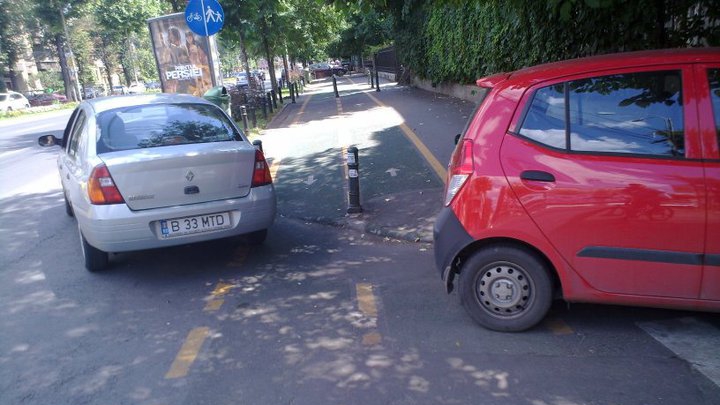 Codul Rutier 2025 Amenda pentru parcare pe pista de biciclete