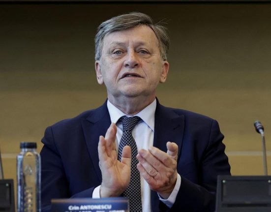 Crin Antonescu exclude aducerea USR la guvernare daca castiga Oamenii acestia tot s ar certa intre ei