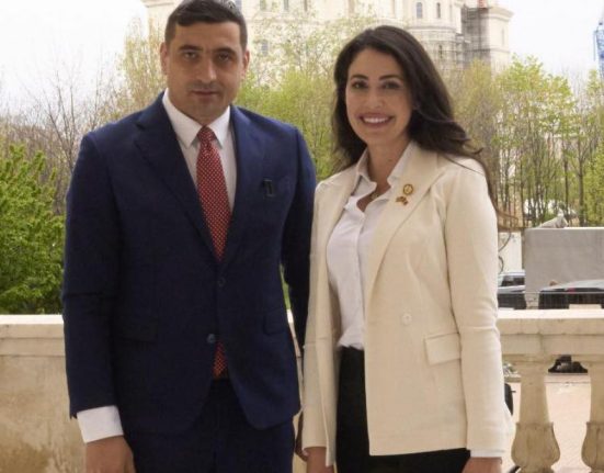 Cum submineaza Simion eforturile Romaniei de a calma delegatia SUA