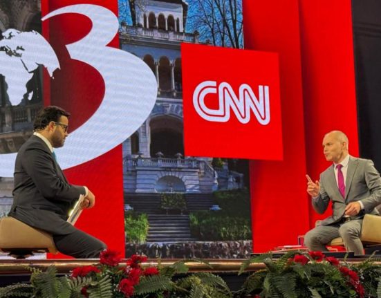 Daniel Funeriu despre retragerea candidatilor Propunerea lui Nicusor Dan ofenseaza romanii
