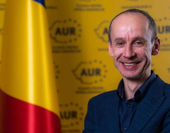 Deputat AUR afirmatii socante Joaca fetitelor cu anumite papusi hipersexualizeaza precoce