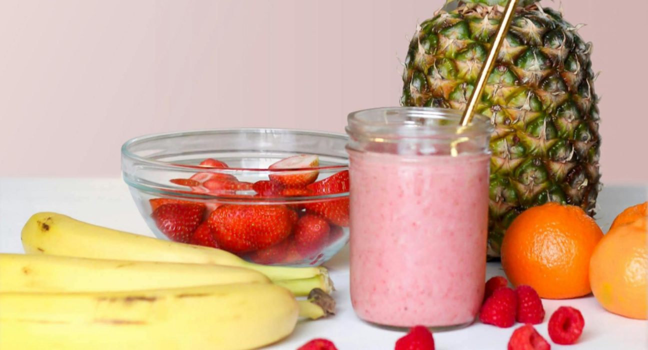 Fructele ce albesc dintii ard calorii si controleaza glicemia